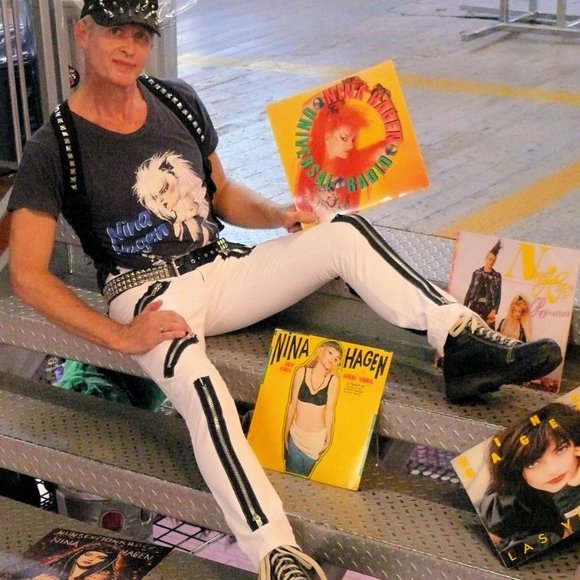 Meet your Posher, Edward - Picture 7 of 8